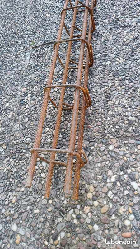 POTEAUX FER 8 3 METTRE